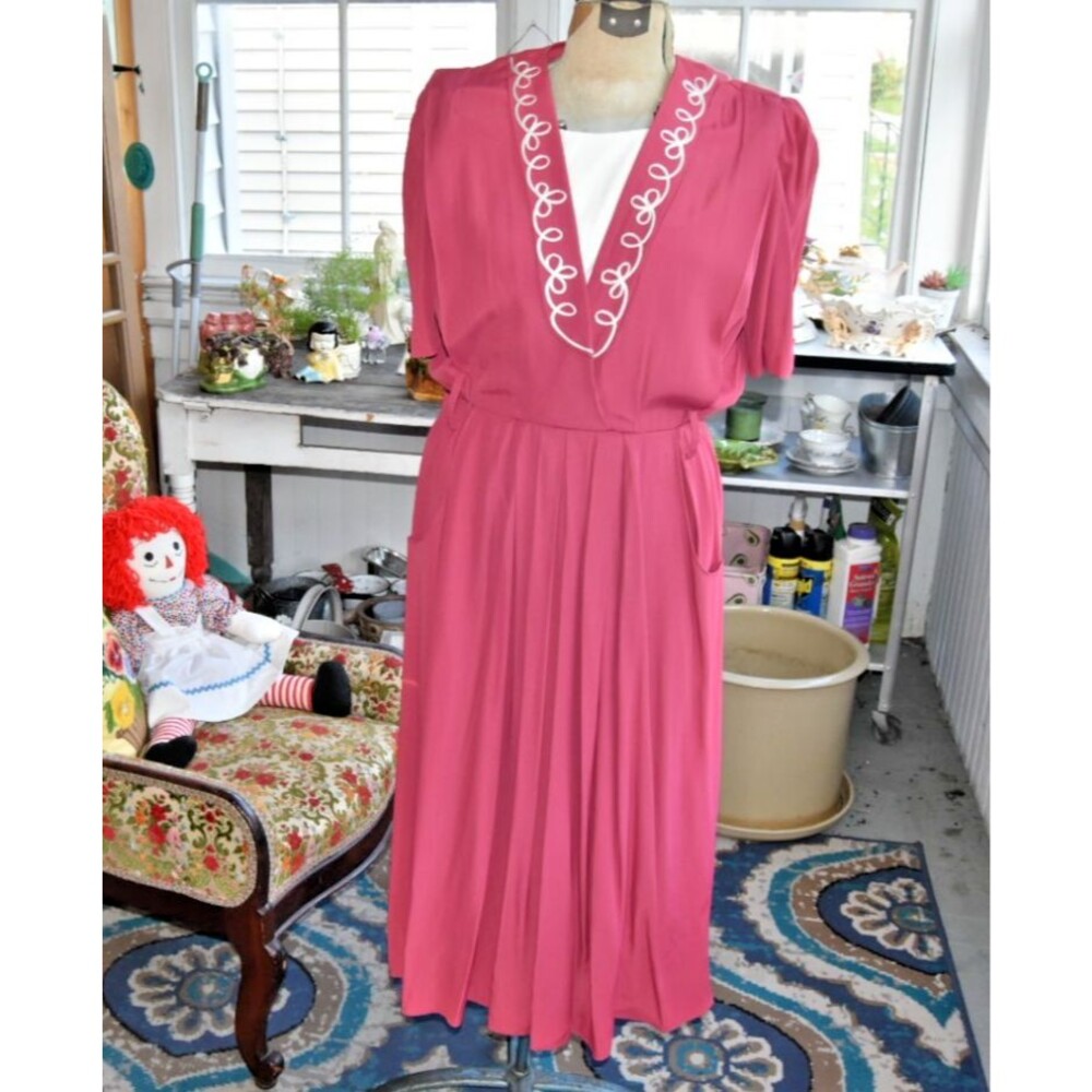 SL Fashions Vintage 1980s Party Dress 80s Does 40s Pink Embroidered Size Large